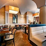Vetruse Hotel
