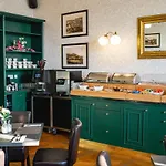 Vetruse Hotel 4*