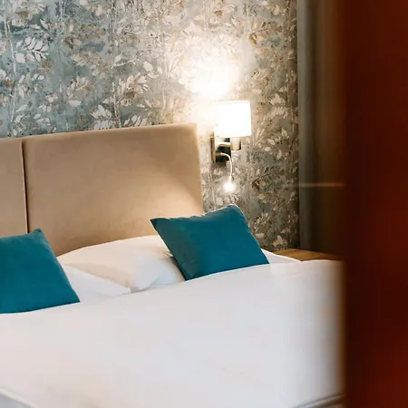 Vetruse Hotel