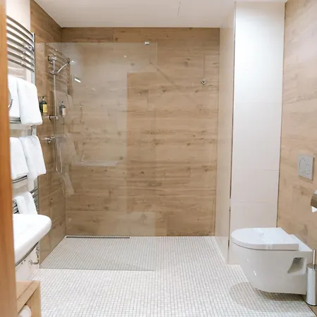 Hotel Vetruse 4*